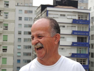 2013: Carlos Affonso em momento descontraído, durante o reencontro entre os 5 amigos.