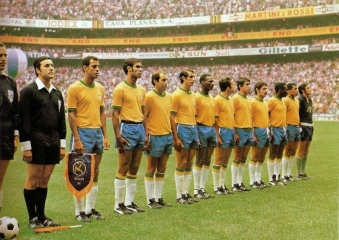 Seleção Brasileira Tricampeã de 1970 no México - Carlos Alberto Torres, Brito, Gerson, Piazza, Everaldo, Tostão, Clodoaldo, Rivelino, Pelé, Jairzinho e Félix